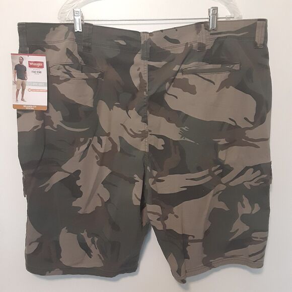 Camo Cargo Shorts Mens 46 Wrangler 10” Inseam Flex Comfort Relaxed Fit EUC - Picture 6 of 11